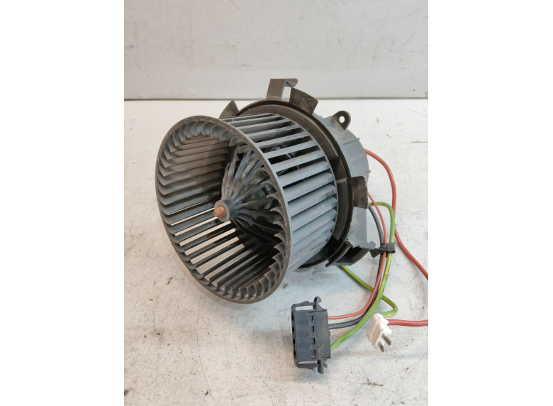 Моторчик печки к Citroen C5, 2010г.