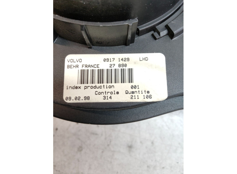 Моторчик печки к Volvo V70, 1998г.