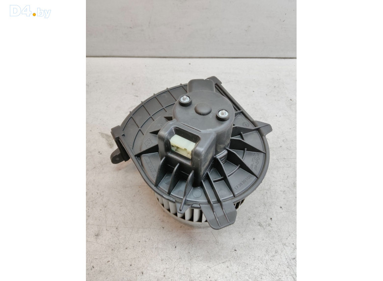 Моторчик печки к Renault Kangoo 2012 г.