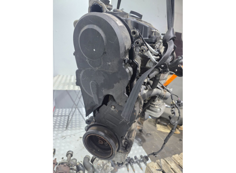 Двигатель к Volkswagen Golf, 2005г.