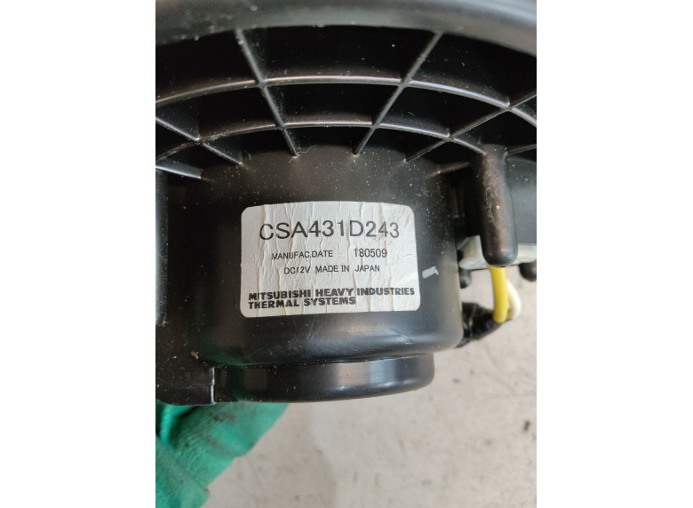 Моторчик печки к Suzuki Swift, 2016г.