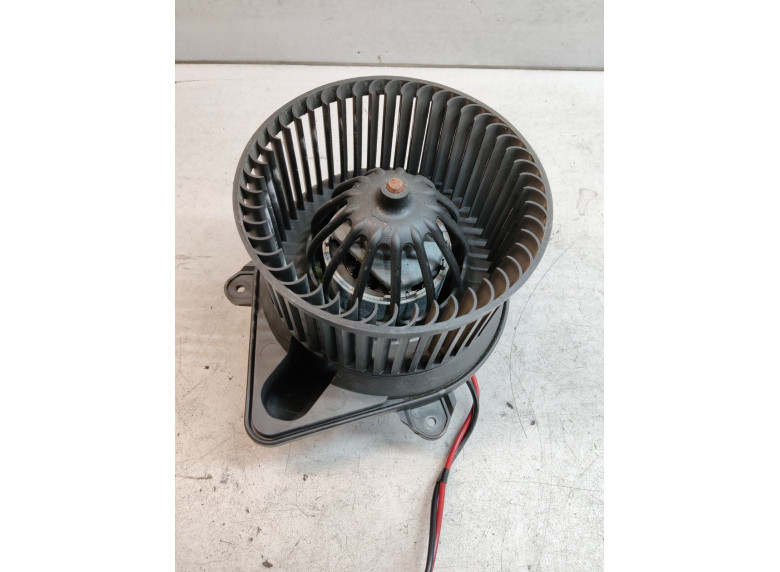 Моторчик печки к Renault Scenic, 2000г.