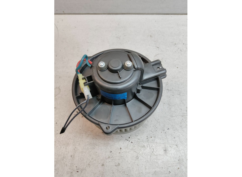 Моторчик печки к Mitsubishi Space Star, 2002г.