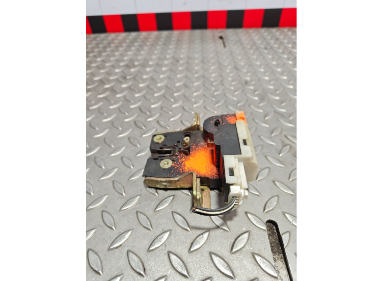 Замок багажника к Renault Scenic RX4, 2001г.