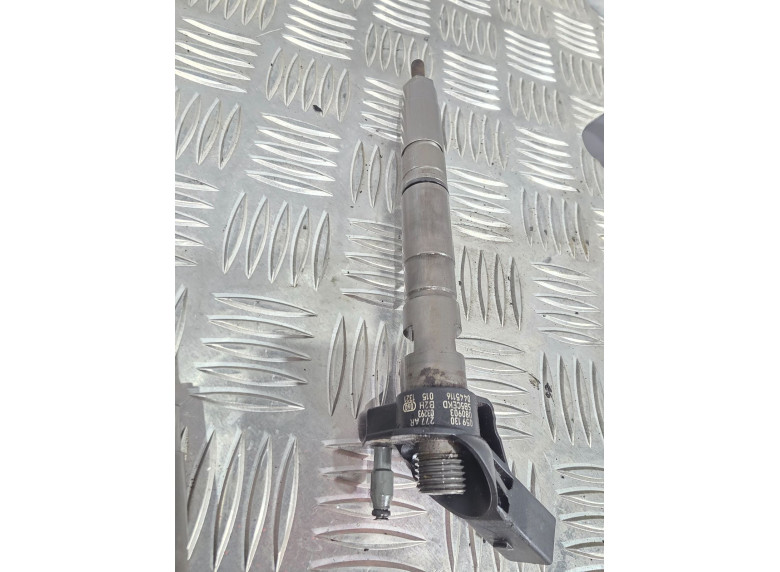 Форсунка к Audi A6, 2009г.