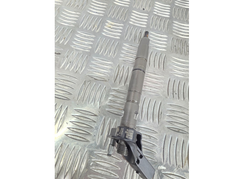 Форсунка к Audi A6, 2009г.