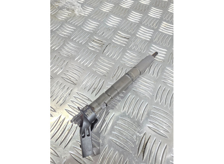 Форсунка к Audi A6, 2009г.