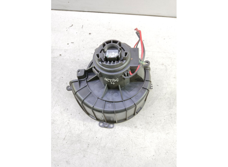 Моторчик печки к Opel Astra, 2008г.