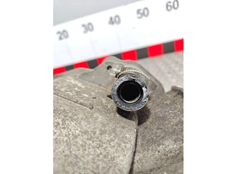 Теплообменник масляного фильтра к SsangYong Rodius, 2006г.