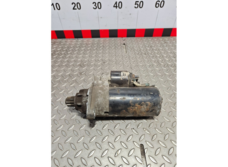 Стартер к Volkswagen Sharan, 2003г.