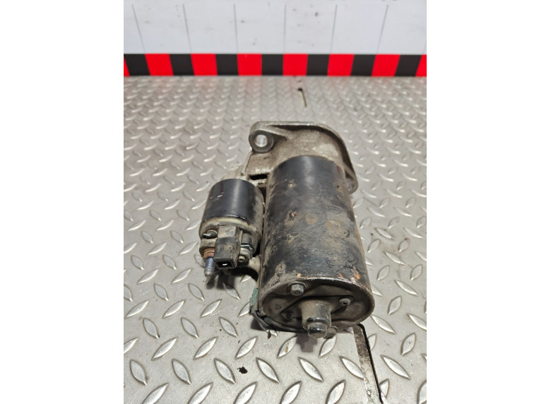 Стартер к Volkswagen Sharan, 2003г.