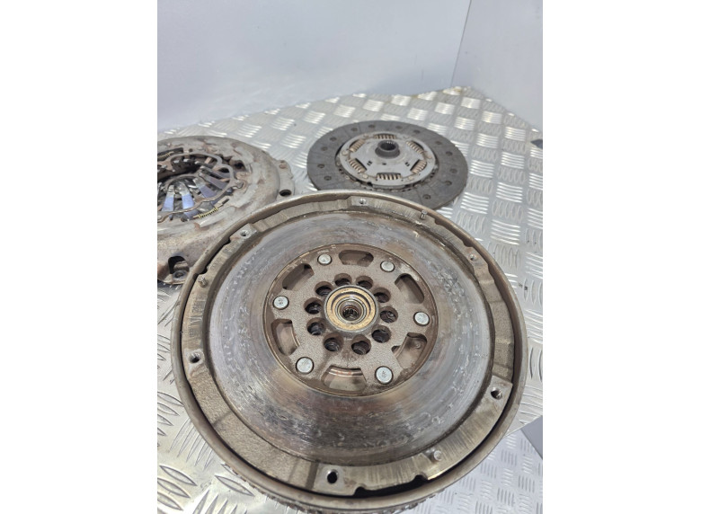 Комплект сцепления к Audi A6, 2009г.