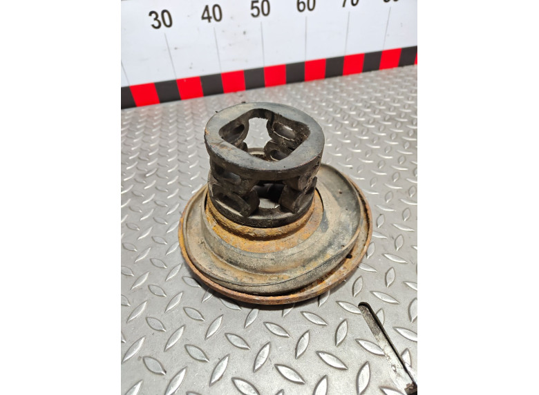 Опора амортизатора нижняя (чашка) к Renault Espace, 2000г.