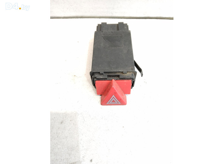 Кнопка аварийной сигнализации к Audi A6 2001 г.