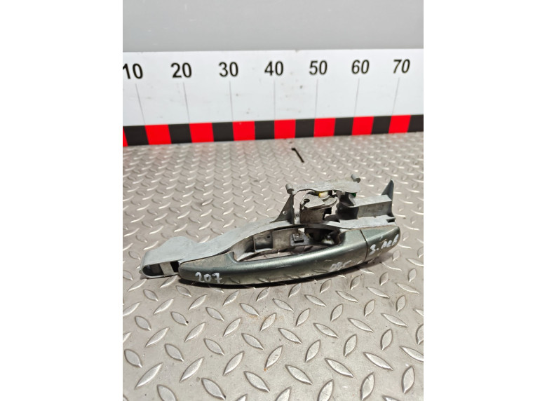 Ручка наружная задняя левая к Peugeot 207, 2008г.