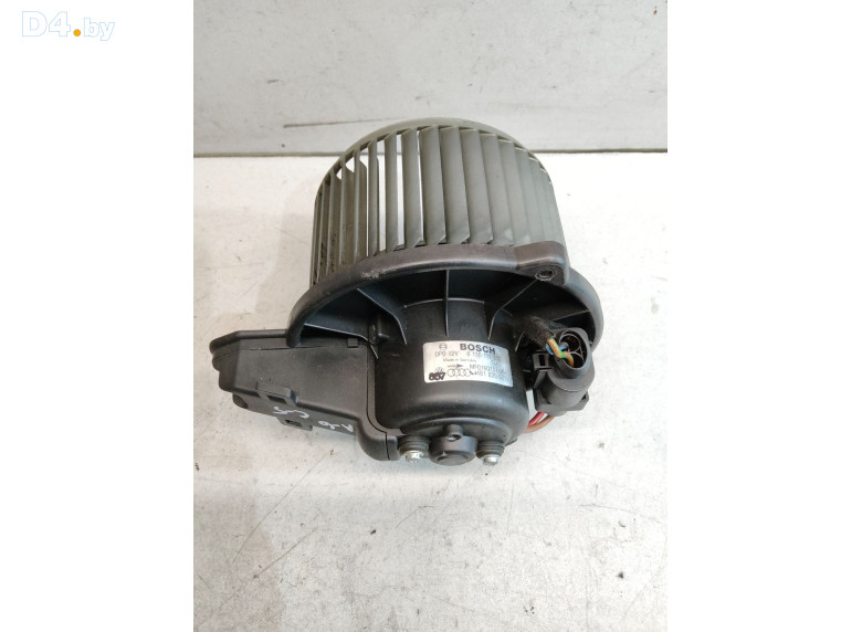 Моторчик печки к Audi A6 2001 г.