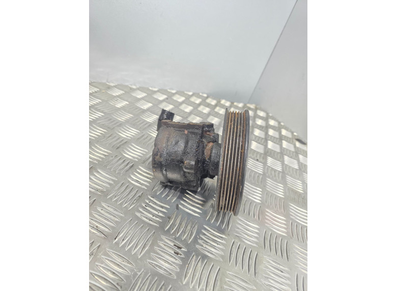 Насос гидроусилителя руля к Opel Astra, 1998г.