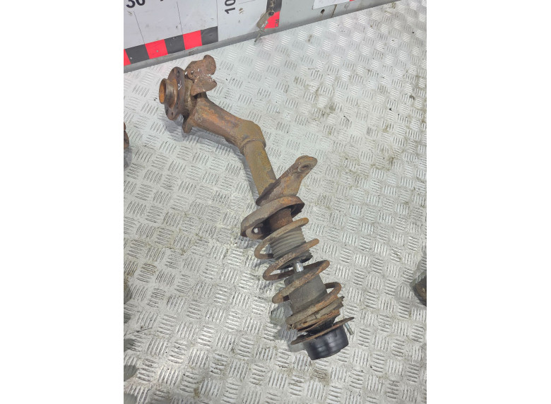 Амортизатор передний правый к Opel Astra, 1998г.