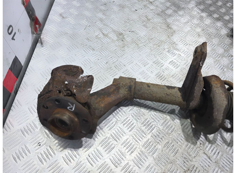 Амортизатор передний правый к Opel Astra, 1998г.