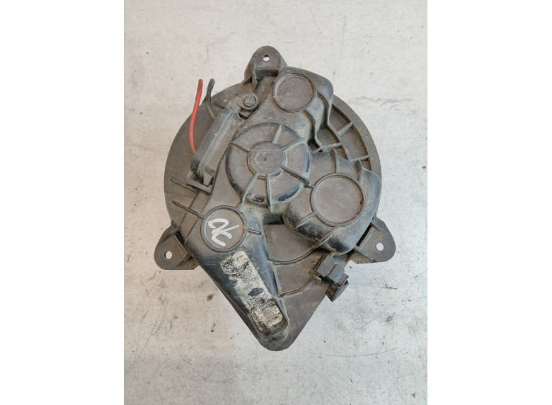 Моторчик печки к Renault Trafic, 2008г.