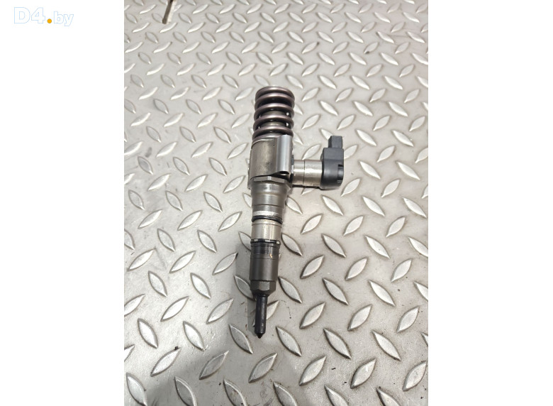 Форсунка к Volkswagen Golf 2007 г.