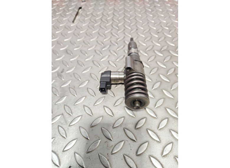 Форсунка к Volkswagen Passat, 2007г.