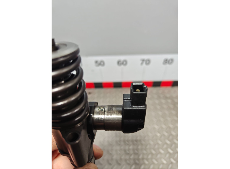 Форсунка к Volkswagen Golf, 2007г.