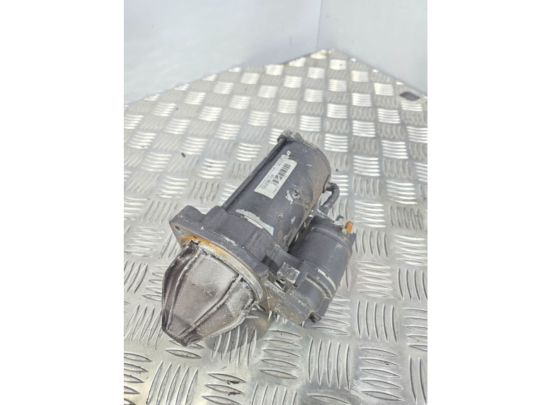 Стартер к Mercedes C W203, 2003г.