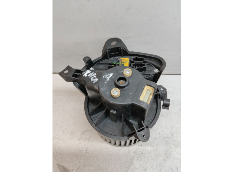 Моторчик печки к Opel Corsa, 2007г.