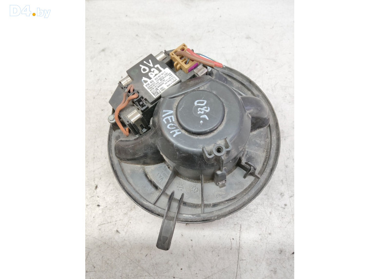 Моторчик печки к Seat Leon 2011 г.