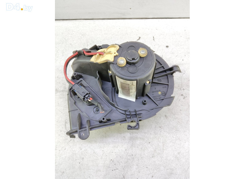 Моторчик печки к Citroen Jumpy 2008 г.