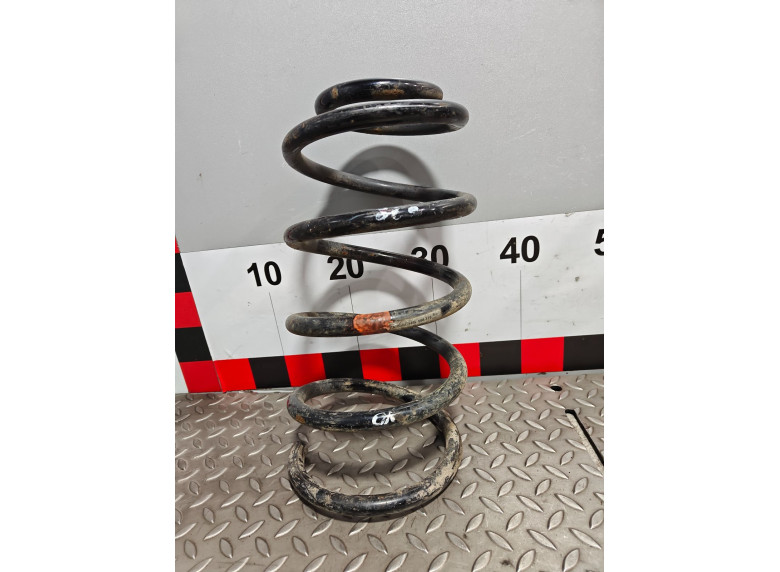 Пружина передняя к Mercedes Vito W638, 2000г.