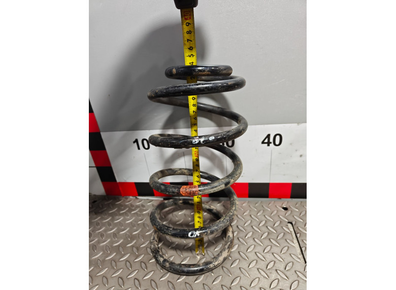 Пружина передняя к Mercedes Vito W638, 2000г.