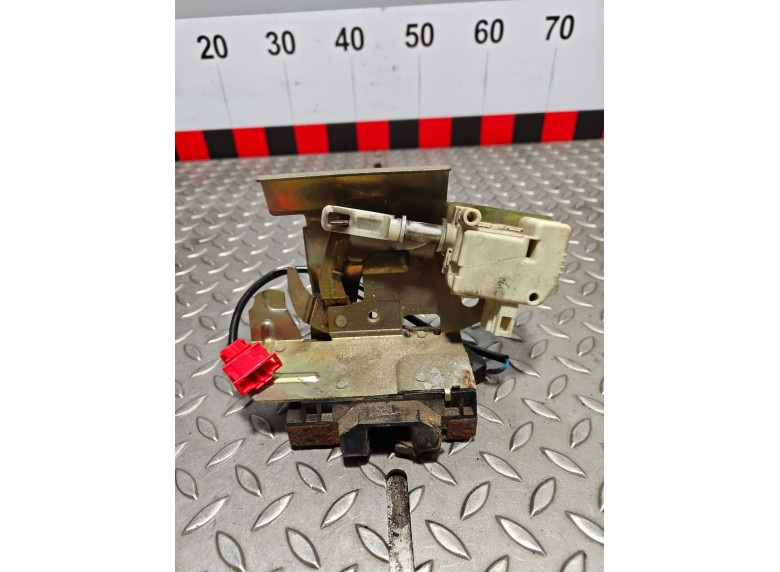 Замок багажника к Ford Galaxy, 2001г.