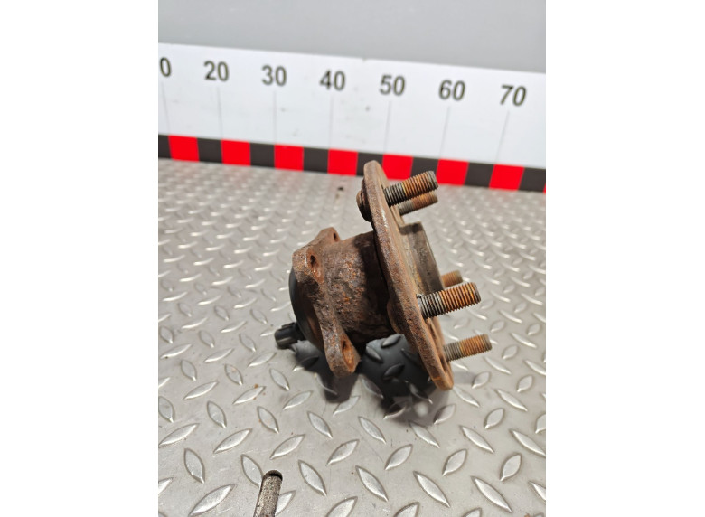 Ступица задняя к Toyota Auris, 2011г.