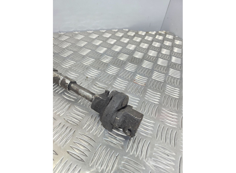 Рулевой карданчик к BMW 3 E46, 2001г.