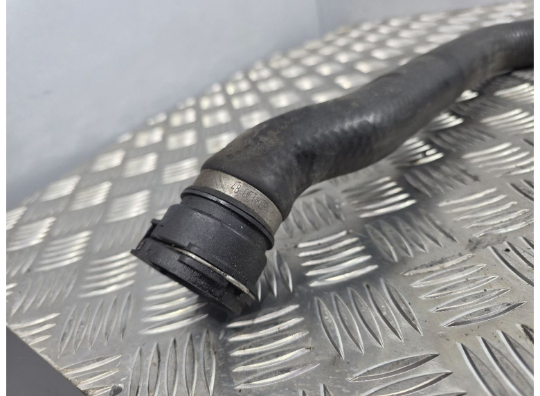 Патрубок радиатора к BMW 3 E46, 2001г.