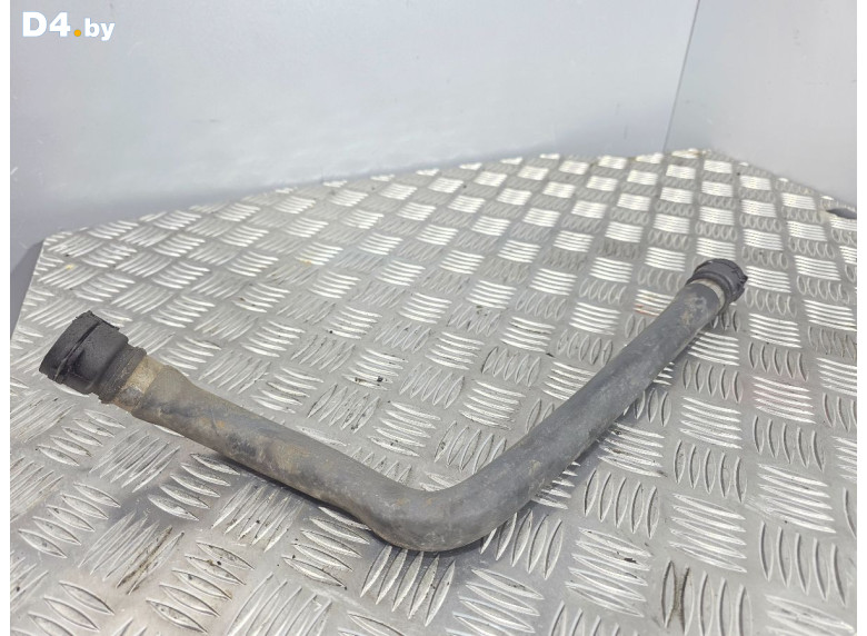 Патрубок радиатора к BMW 3E46 2001 г.