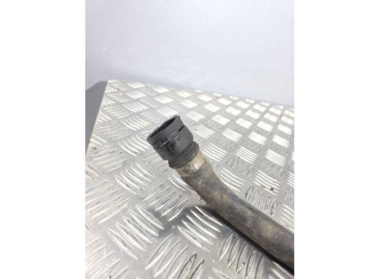 Патрубок радиатора к BMW 3 E46, 2001г.