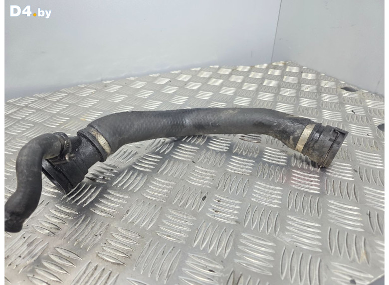 Патрубок радиатора к BMW 3E46 2001 г.