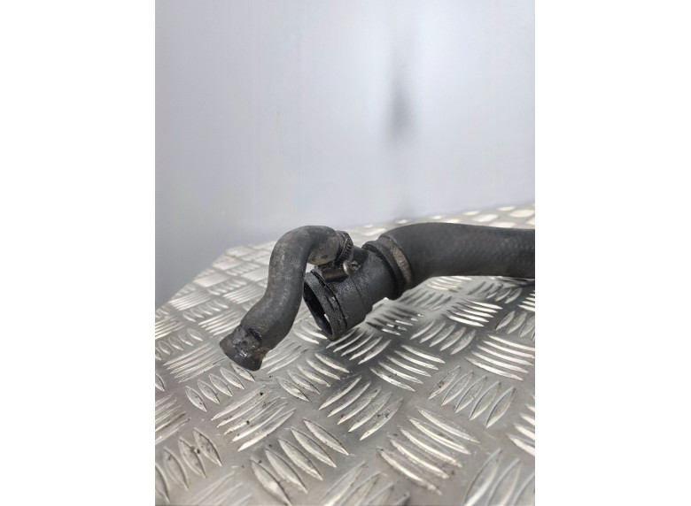 Патрубок радиатора к BMW 3 E46, 2001г.