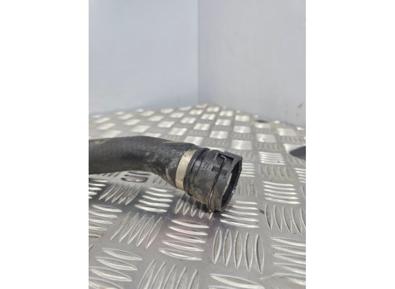 Патрубок радиатора к BMW 3 E46, 2001г.