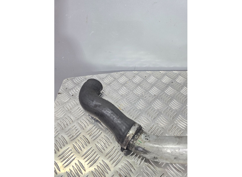 Патрубок интеркулера к BMW 3 E46, 2001г.