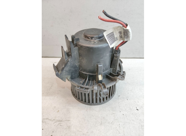 Моторчик печки к Renault Master, 2008г.