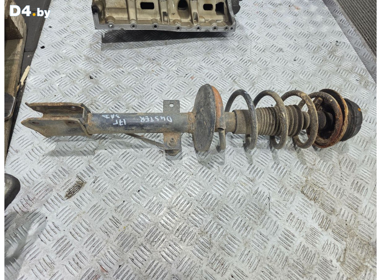 Амортизатор задний к Renault Duster 2017 г.