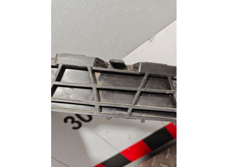 Кронштейн крепления бампера заднего к Audi A4, 2020г.