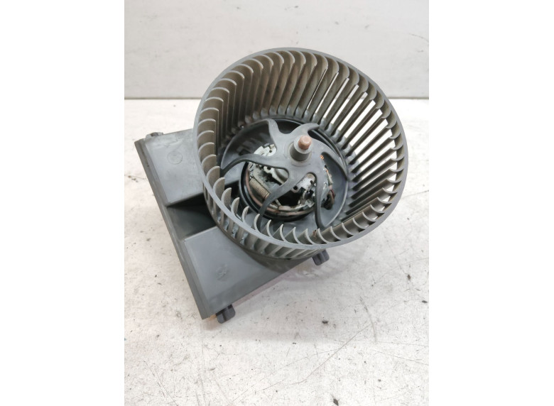 Моторчик печки к Skoda Octavia, 2003г.