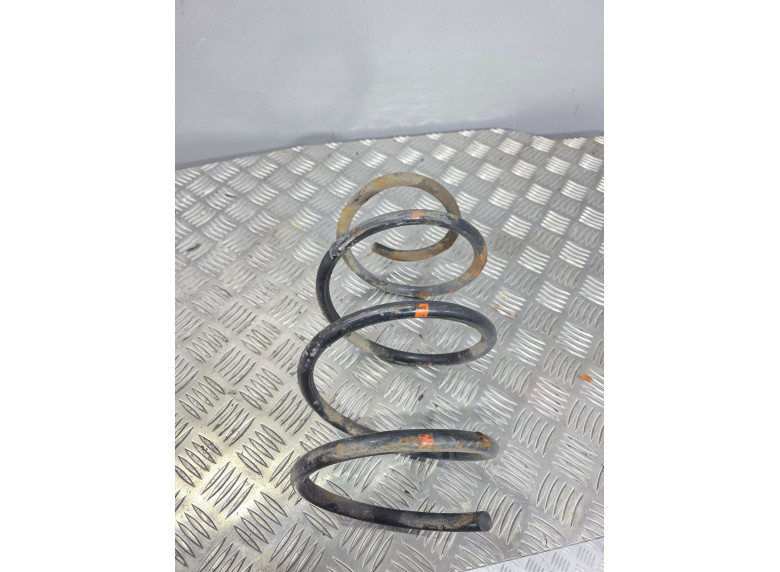 Пружина передняя к BMW 3 E46, 2001г.