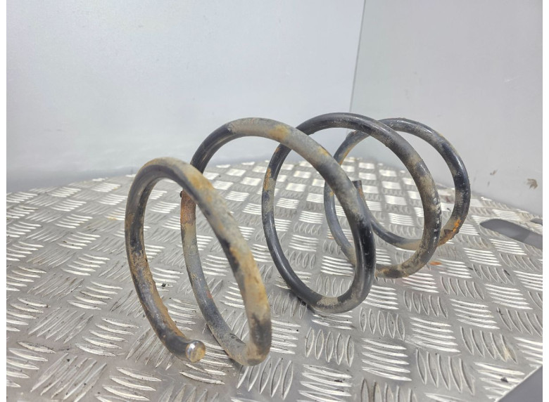 Пружина передняя к BMW 3 E46, 2001г.