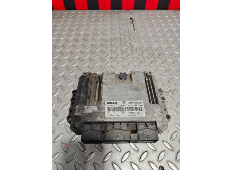 Блок управления двигателем к Renault Laguna, 2002г.